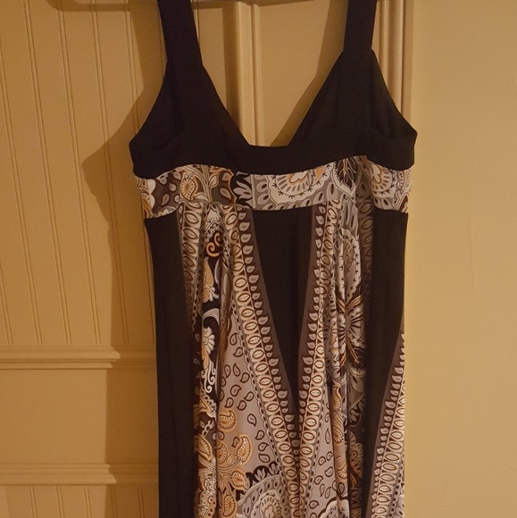 Dress - Picture 5 of 5